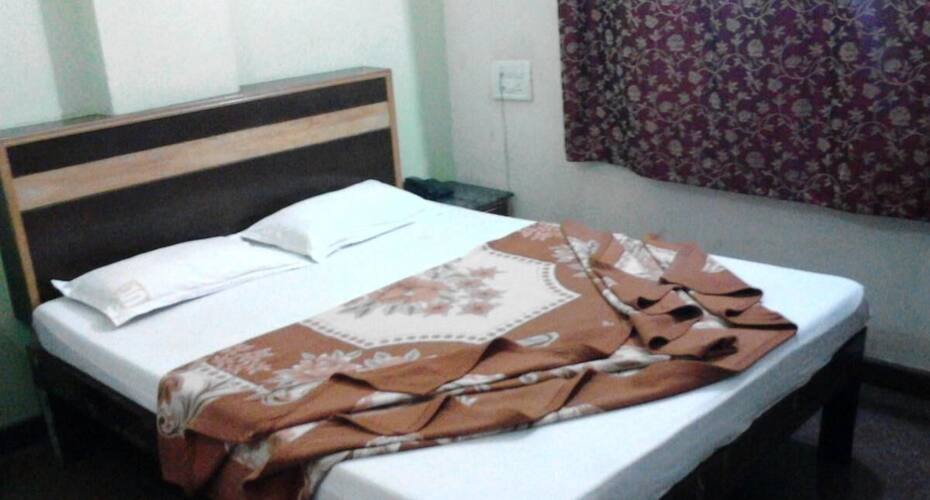Shri Renuka Hotel, Hubli-Dharwad 1